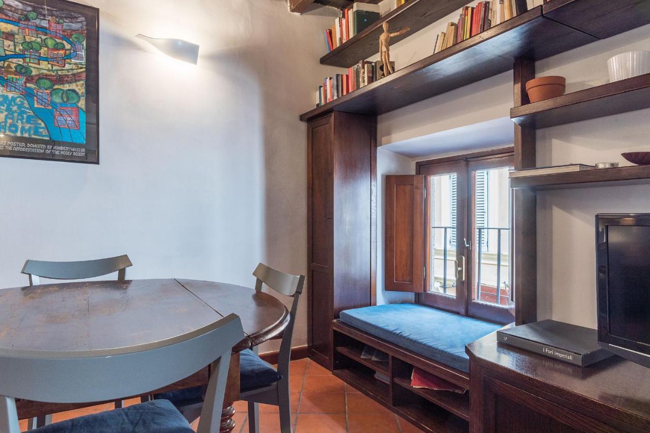 Stylish Flat Domus Aurea Rom